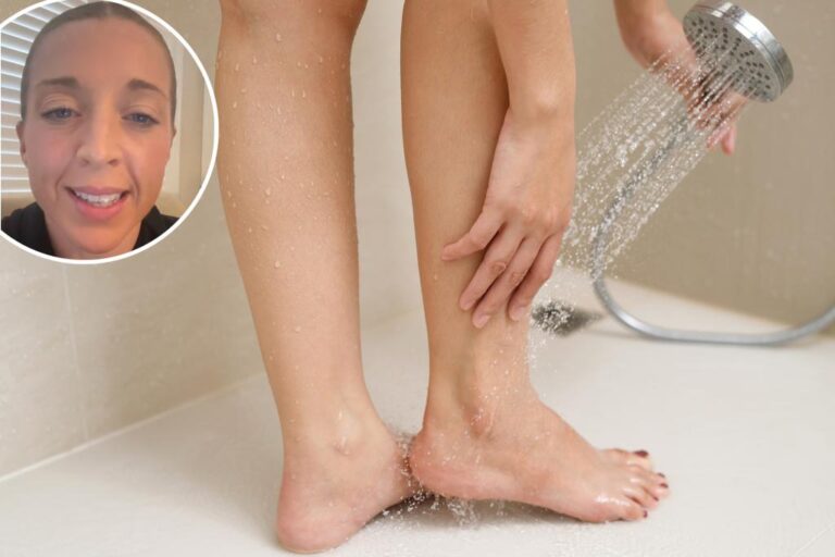 The doctor explains why you should never pee in the shower

